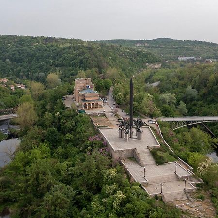 Bobevata Guest House - Floor 2 - Stunning View Old Town Veliko Tarnovo Kültér fotó